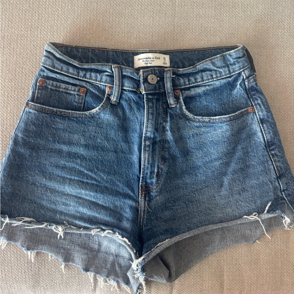 Abercrombie shorts: size 25 curve love